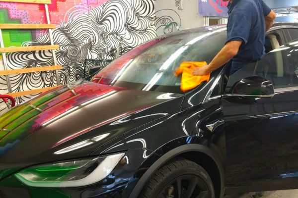 Why Ceramic Tinting is the Preferred Choice for Luxury Vehicles
