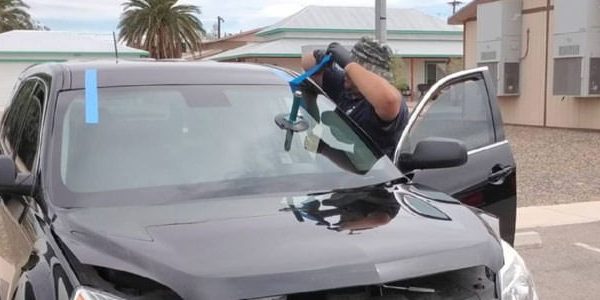 Signs that Your Windshield Requires Repair or Replacement