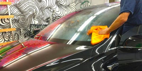 Pros and Cons of Ceramic Window Tint